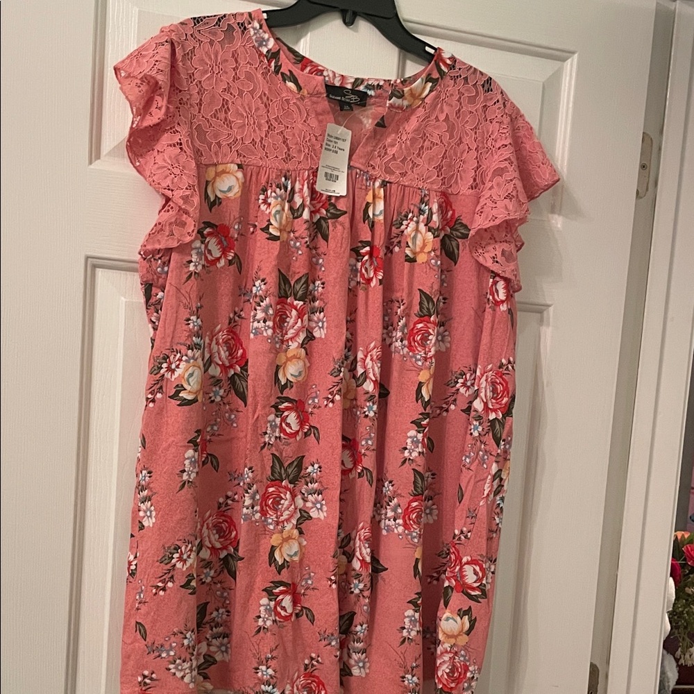 Suzanne Betro Pink Floral Lace Blouse